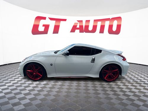 2020 Nissan 370Z NISMO Lower Image 2