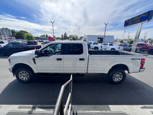 2020 Ford F-350 Super Duty XLT Crew Cab Lower Image 1