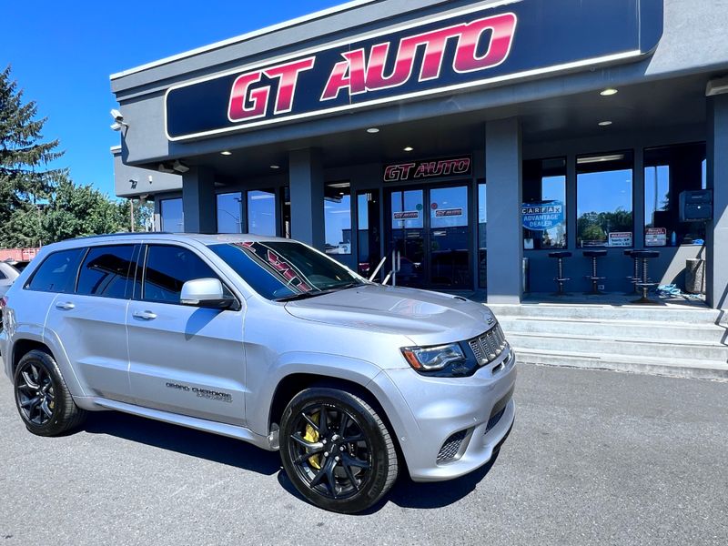 2018 Jeep Grand Cherokee Trackhawk Upper Image 1