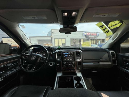 2015 Ram 2500 Laramie Mega Cab Lower Image 3