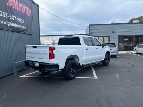 2019 Chevrolet Silverado 1500 Custom Trail Boss Crew Cab Lower Image 2