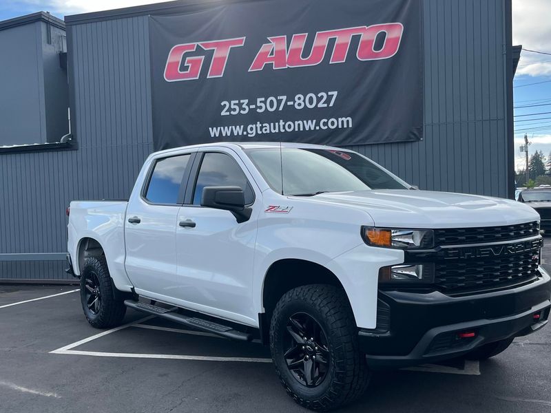 2019 Chevrolet Silverado 1500 Custom Trail Boss Crew Cab Upper Image 1
