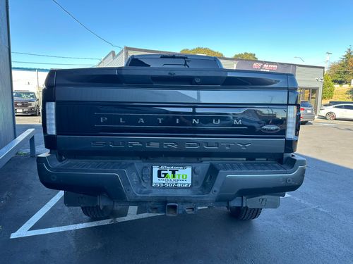 2019 Ford F-350 Super Duty Platinum Crew Cab Lower Image 2