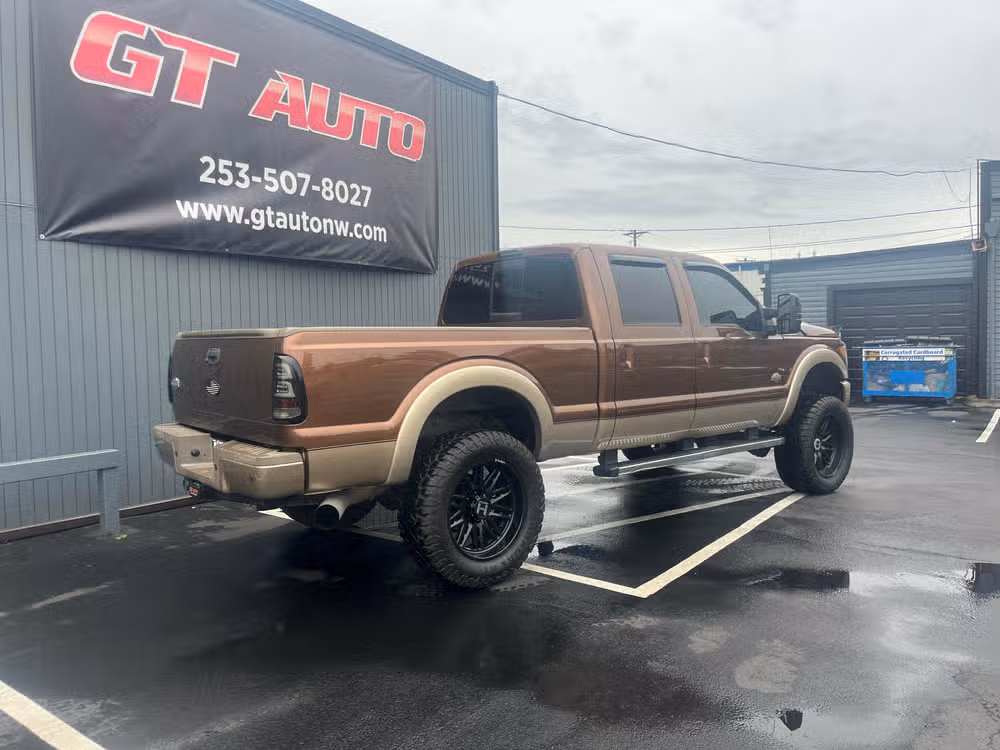 2011 Ford F-350 Super Duty King Ranch Crew Cab Image 5