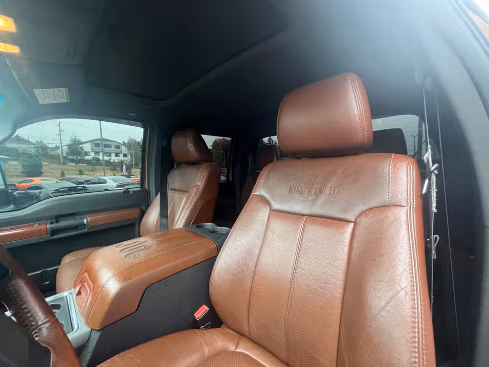 2011 Ford F-350 Super Duty King Ranch Crew Cab Image 7