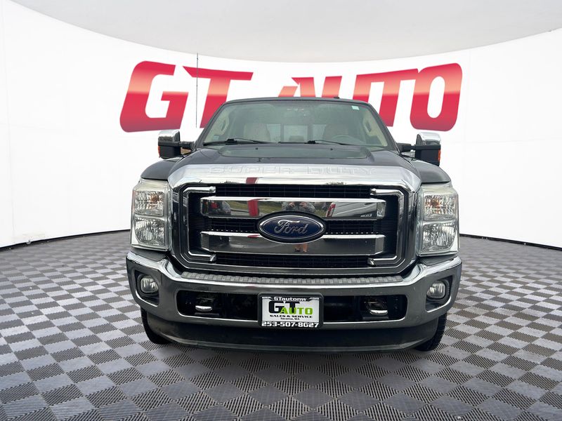 2012 Ford F-350 Super Duty Lariat Crew Cab Upper Image 2