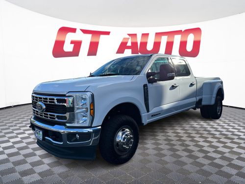 2024 Ford F-350 Super Duty XLT Crew Cab Lower Image 1