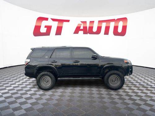 2016 Toyota 4Runner SR5 Lower Image 2