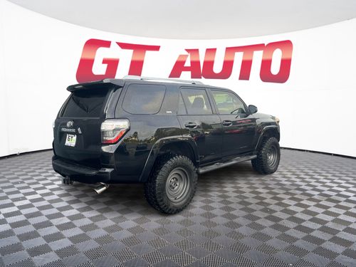 2016 Toyota 4Runner SR5 Lower Image 3