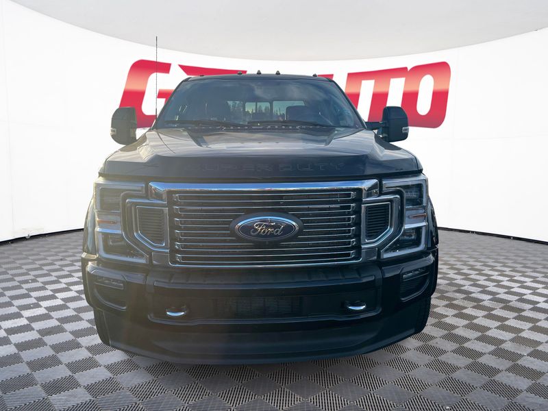 2022 Ford F-450 Super Duty Limited Crew Cab Upper Image 2