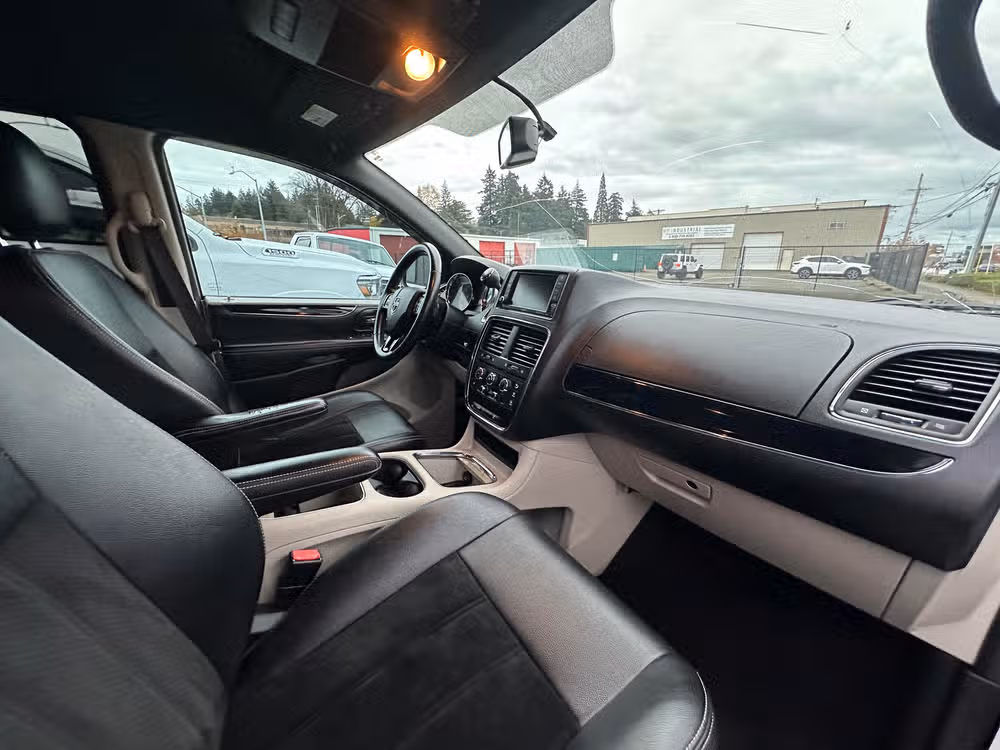 2018 Dodge Grand Caravan SXT Passenger Image 14