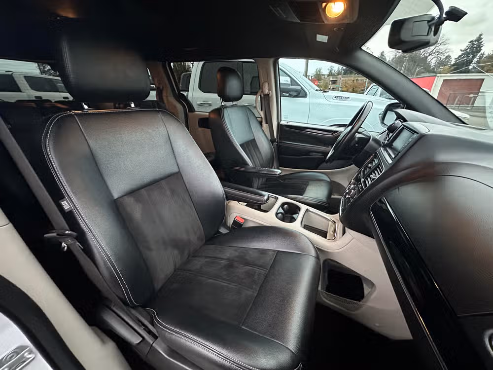 2018 Dodge Grand Caravan SXT Passenger Image 15
