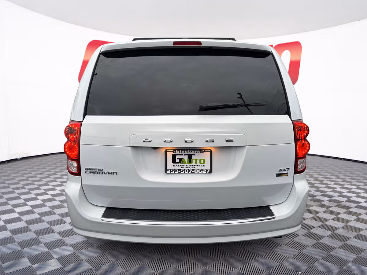 2018 Dodge Grand Caravan SXT Passenger Image 6