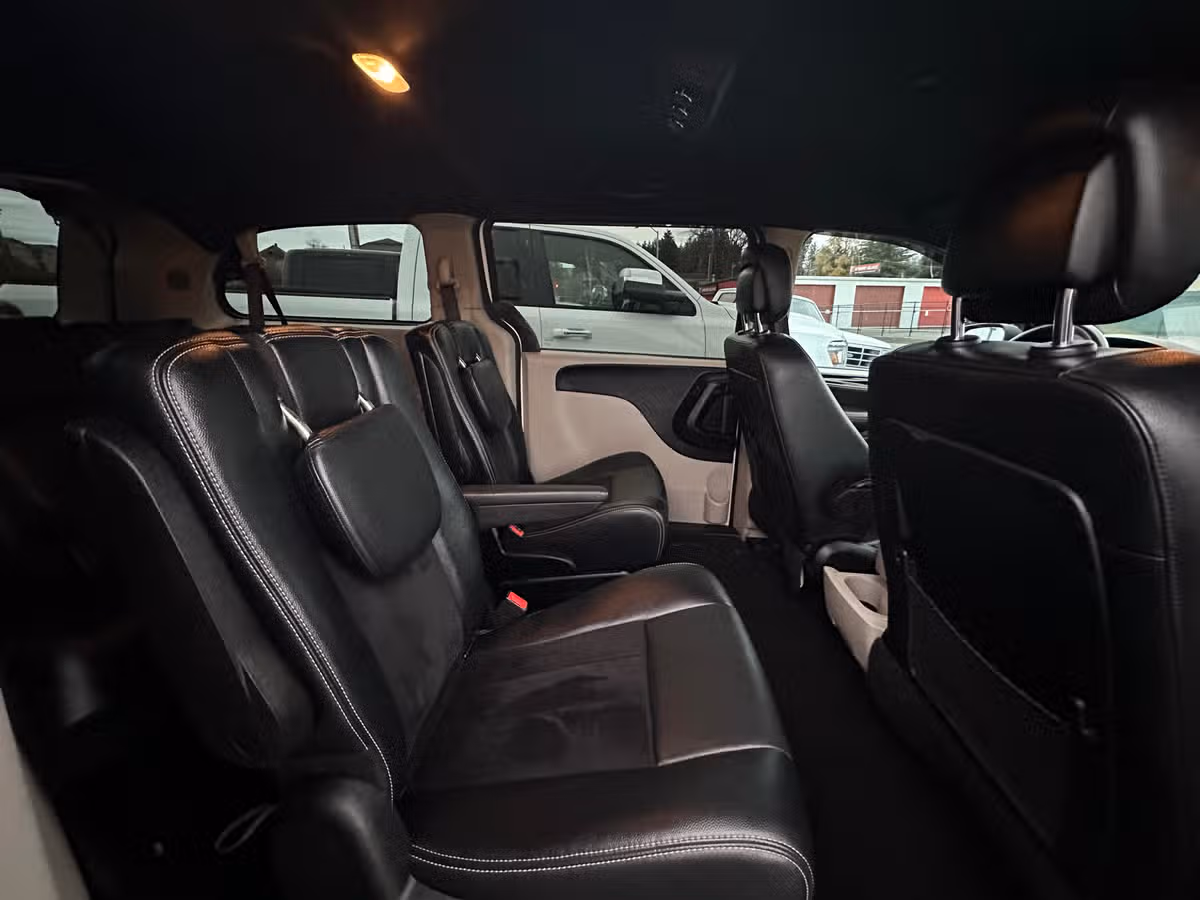2018 Dodge Grand Caravan SXT Passenger Image 18