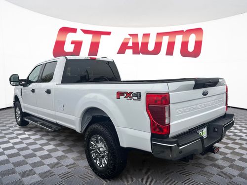 2020 Ford F-350 Super Duty XLT Crew Cab Lower Image 1