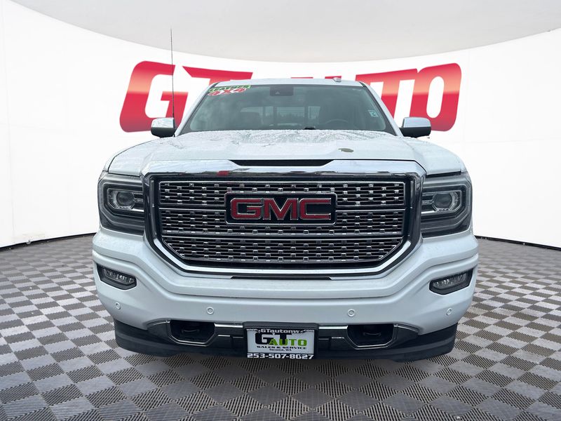 2017 GMC Sierra 1500 Denali Crew Cab Upper Image 2