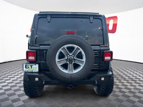 2021 Jeep Wrangler Unlimited Sahara Lower Image 2