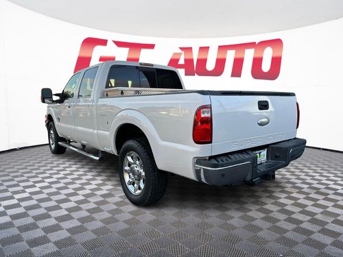 2012 Ford F-250 Super Duty Lariat Crew Cab Lower Image 3