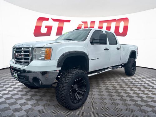 2007 GMC Sierra 2500HD SLE1 Crew Cab Lower Image 1