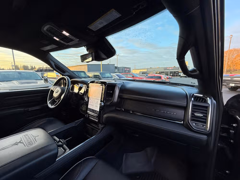 2022 Ram 3500 Limited Mega Cab Image 22