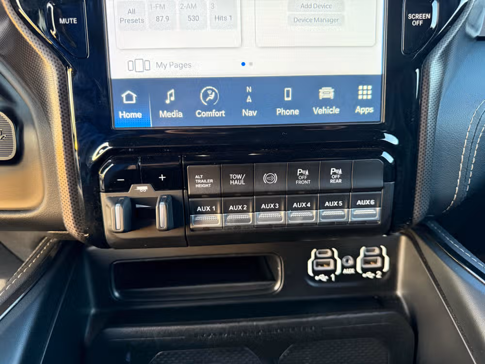 2022 Ram 3500 Limited Mega Cab Image 26