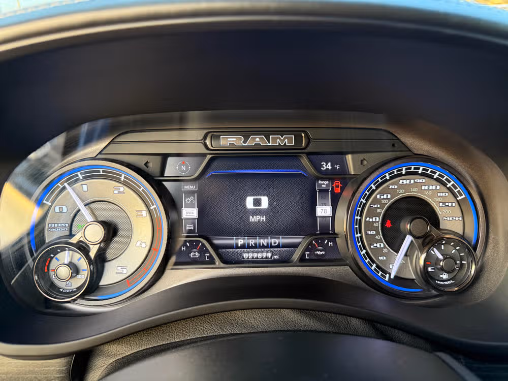 2022 Ram 3500 Limited Mega Cab Image 31