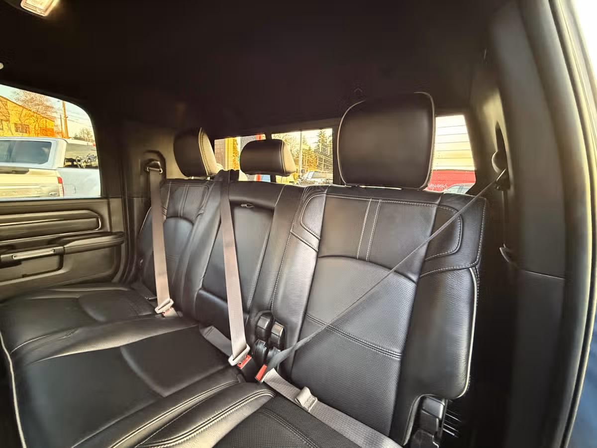 2022 Ram 3500 Limited Mega Cab Image 13