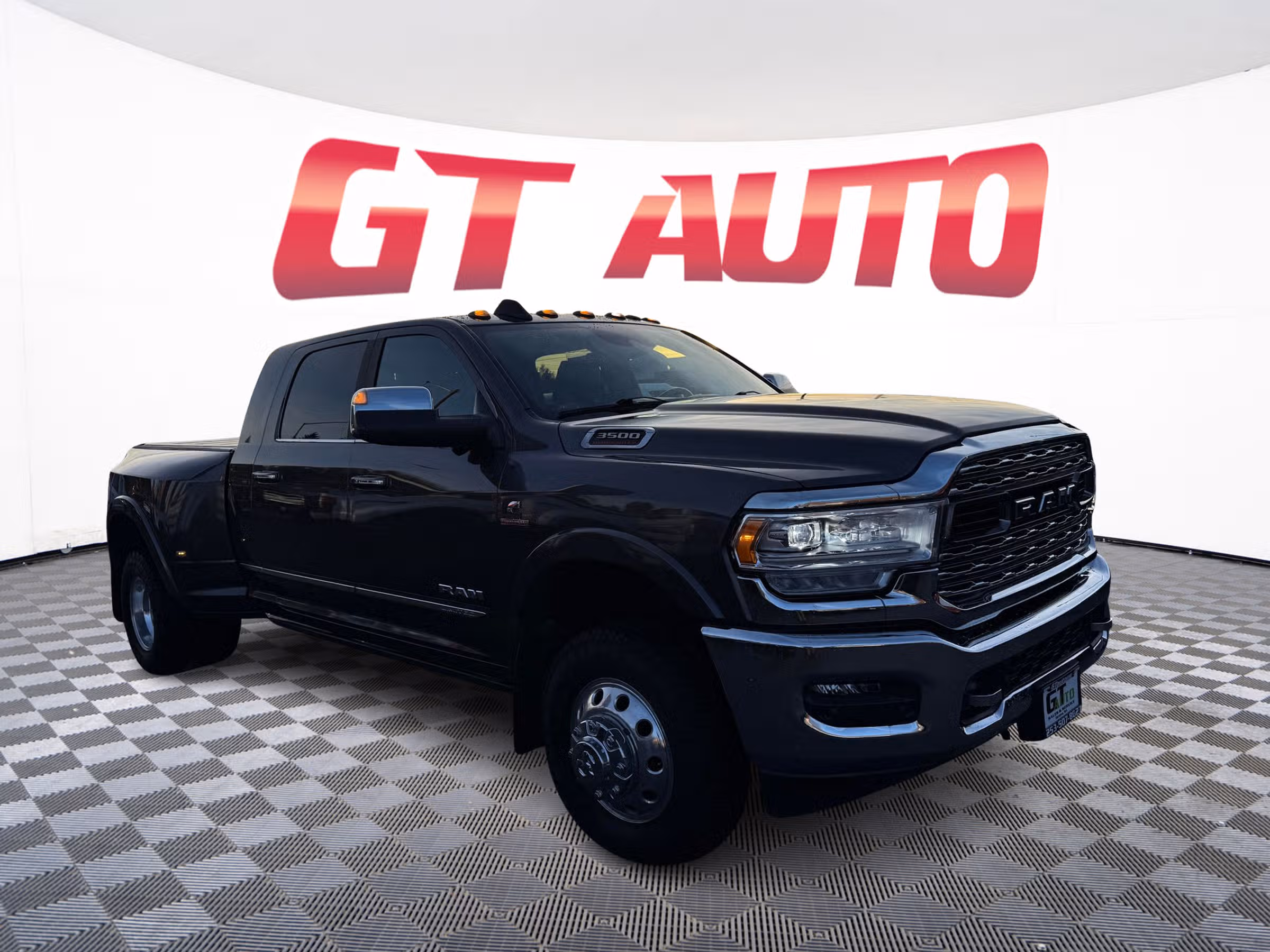 2022 Ram 3500 Limited Mega Cab Image 1