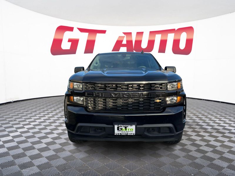 2021 Chevrolet Silverado 1500 Custom Crew Cab Upper Image 2