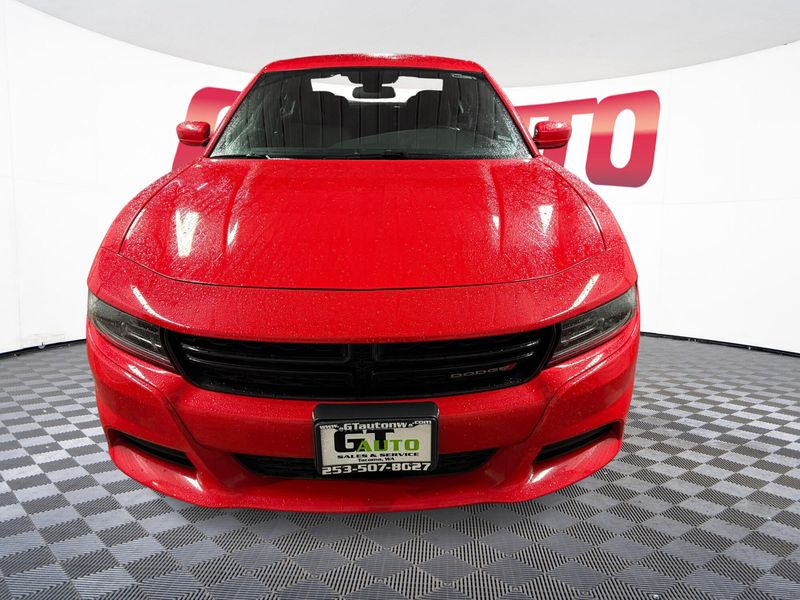 2022 Dodge Charger SXT Upper Image 2