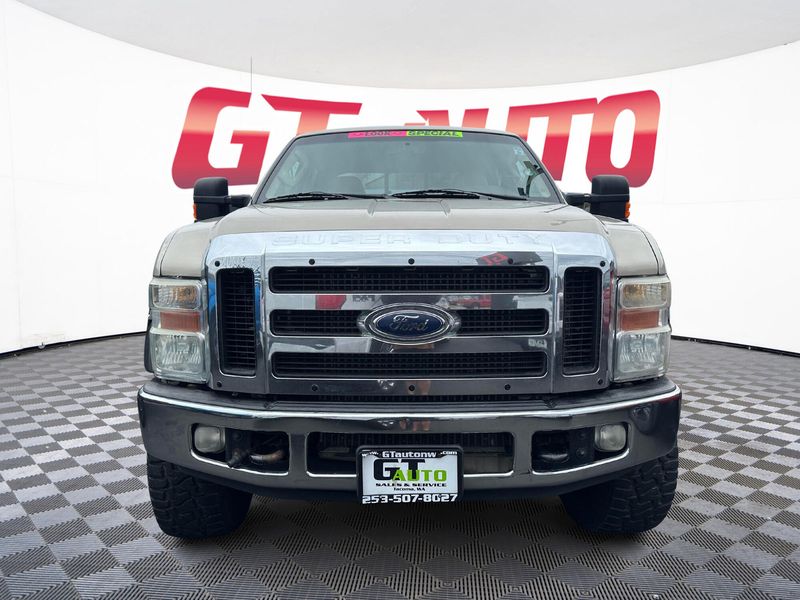 2008 Ford F-250 Super Duty Lariat Crew Cab Upper Image 2