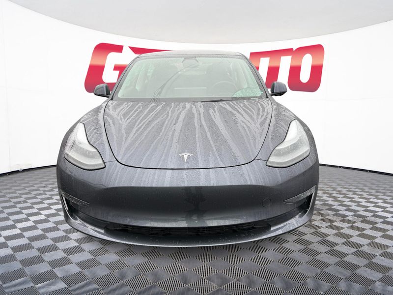 2022 Tesla Model 3 Base Upper Image 2