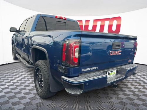 2017 GMC Sierra 1500 SLT Crew Cab Lower Image 2