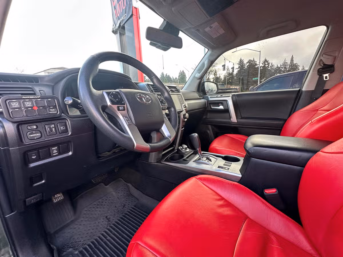 2021 Toyota 4Runner Trail Edition Image 11