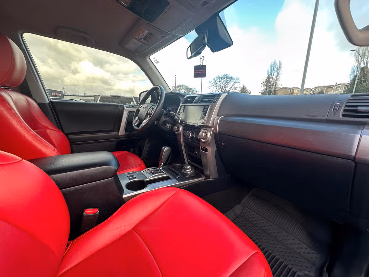 2021 Toyota 4Runner Trail Edition Image 14