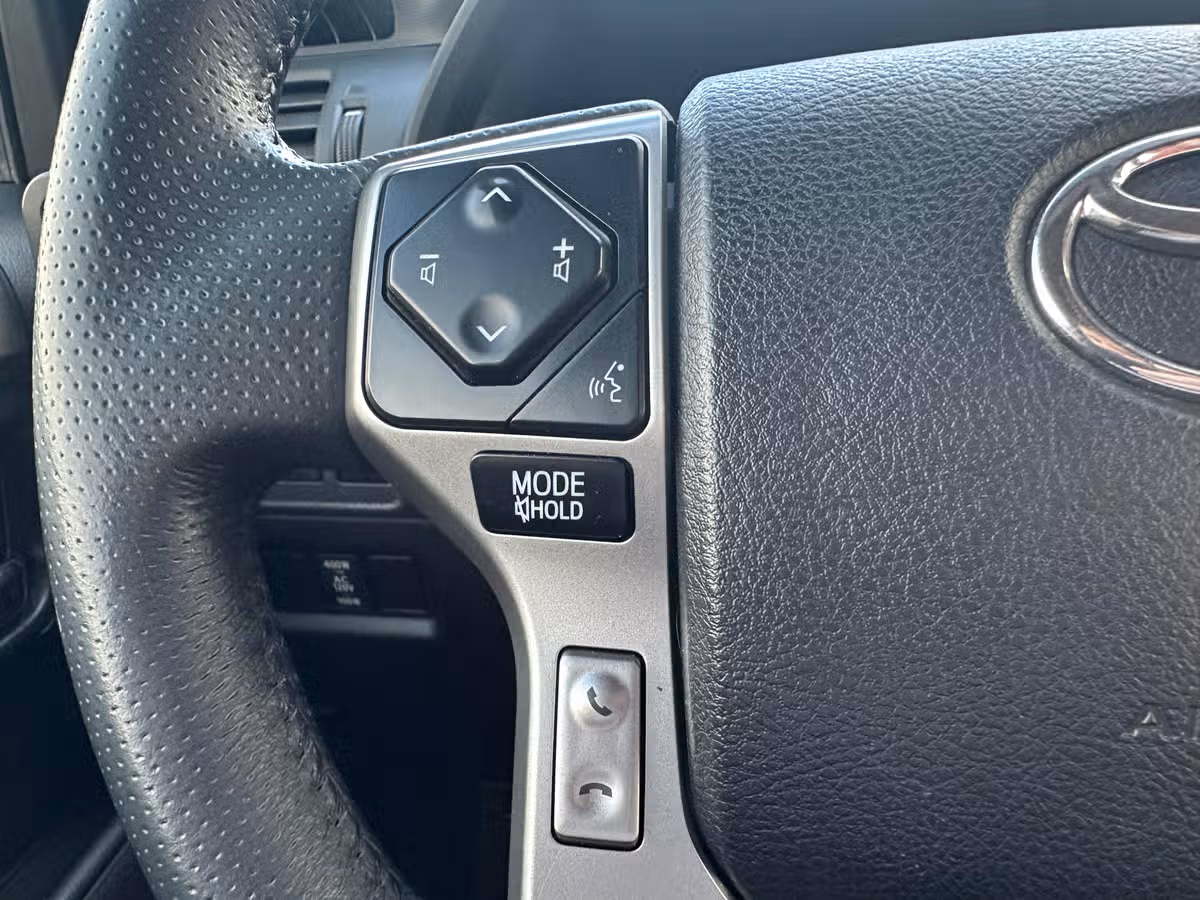 2021 Toyota 4Runner Trail Edition Image 27