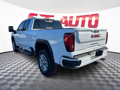 2022 GMC Sierra 3500HD Denali Crew Cab Lower Image 2