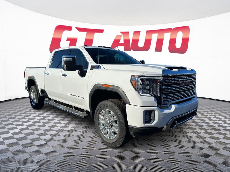 2022 GMC Sierra 3500HD Denali Crew Cab Upper Image 1