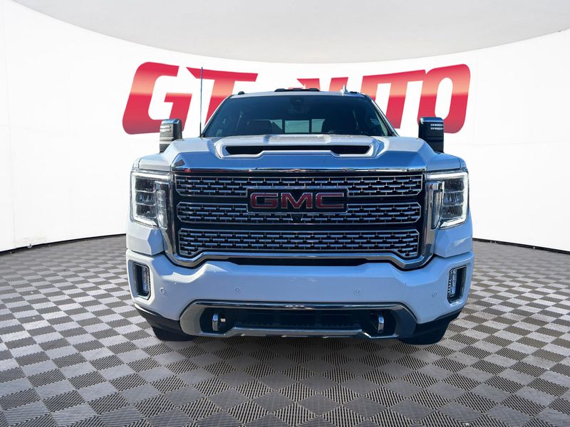 2022 GMC Sierra 3500HD Denali Crew Cab Upper Image 2