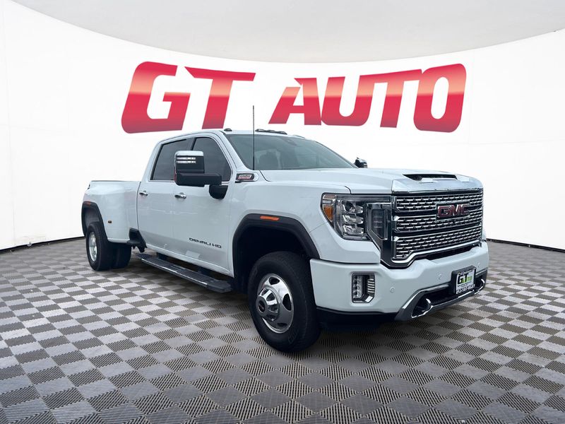 2020 GMC Sierra 3500HD Denali Crew Cab Upper Image 1