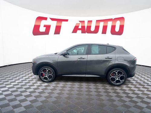 2024 Alfa Romeo Tonale Hybrid Veloce Crossover Lower Image 2