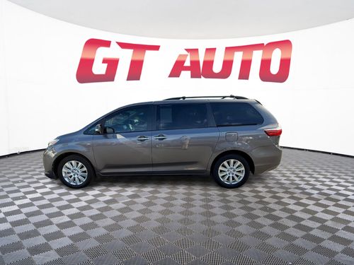 2017 Toyota Sienna Limited Premium 7-Passenger Passenger Lower Image 2