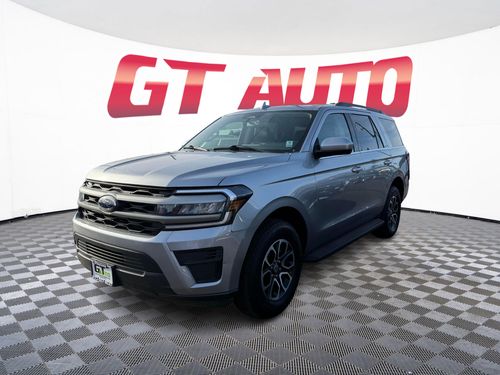 2024 Ford Expedition XLT Lower Image 2