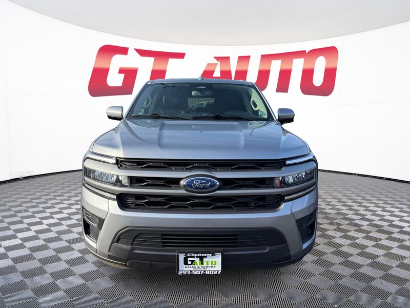 2024 Ford Expedition XLT Upper Image 2
