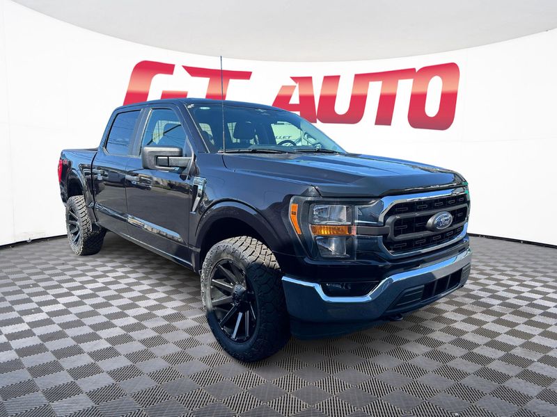 2023 Ford F-150 XLT SuperCrew Upper Image 1