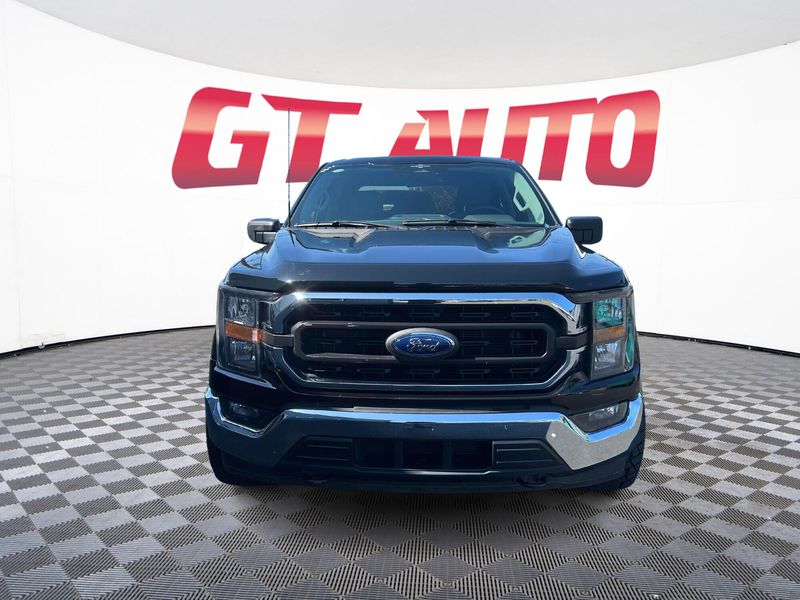 2023 Ford F-150 XLT photo 2