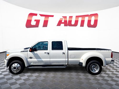 2016 Ford F-450 Super Duty Platinum Crew Cab Lower Image 2