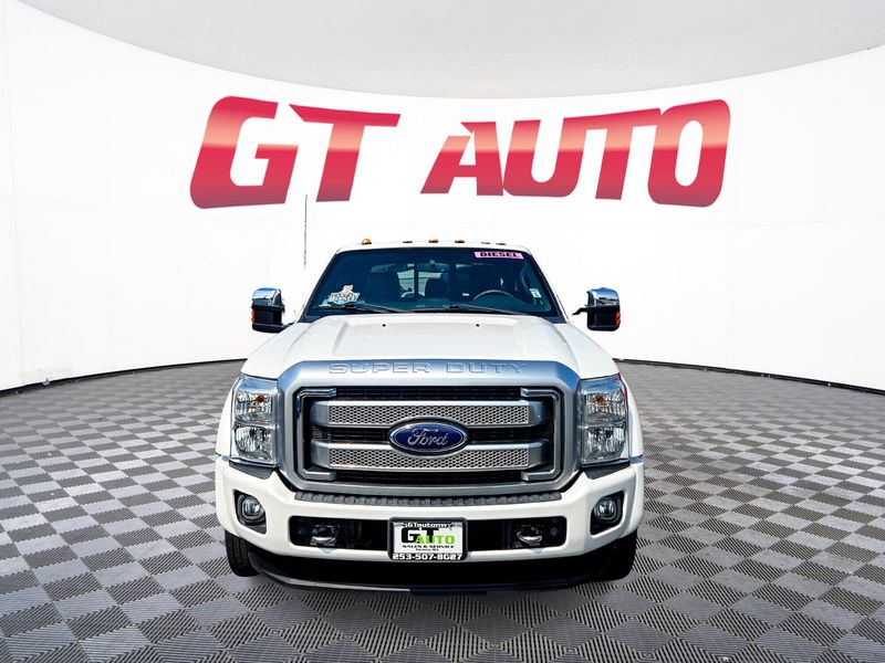 2016 Ford F-450 Super Duty Platinum Crew Cab Upper Image 2