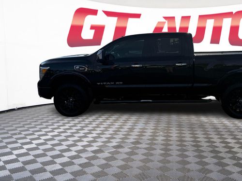 2016 Nissan Titan XD Platinum Reserve Crew Cab Lower Image 2