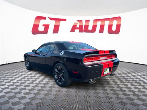 2014 Dodge Challenger SRT8 Lower Image 3